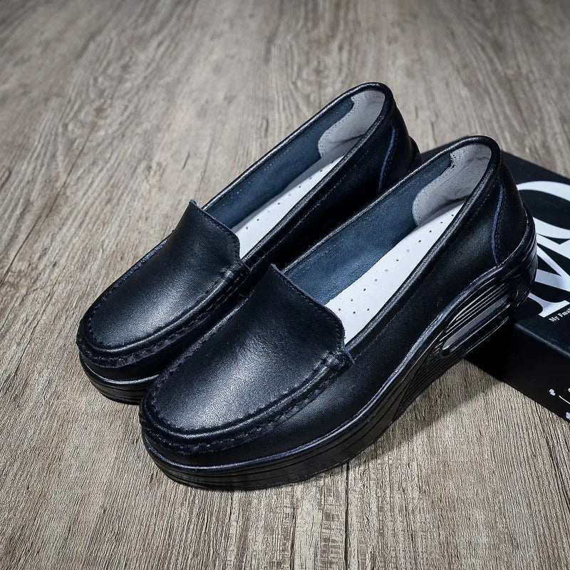 Women's shoes 2020 spring summer all-match mother single shoes leather rocking shoes platform platform nurse shoes work shoes