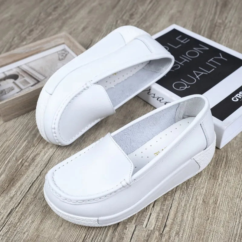 Women's shoes 2020 spring summer all-match mother single shoes leather rocking shoes platform platform nurse shoes work shoes